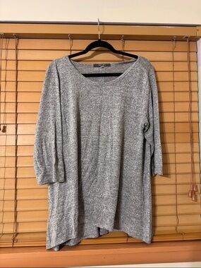 Women's Heather Gray Scoop Neck Pullover Sweater